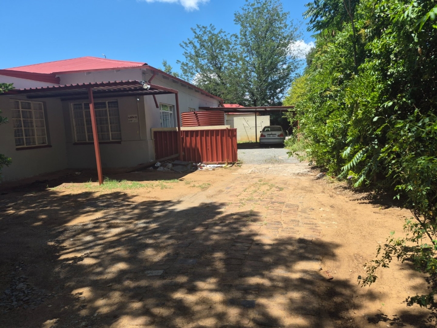 6 Bedroom Property for Sale in Aliwal North Eastern Cape